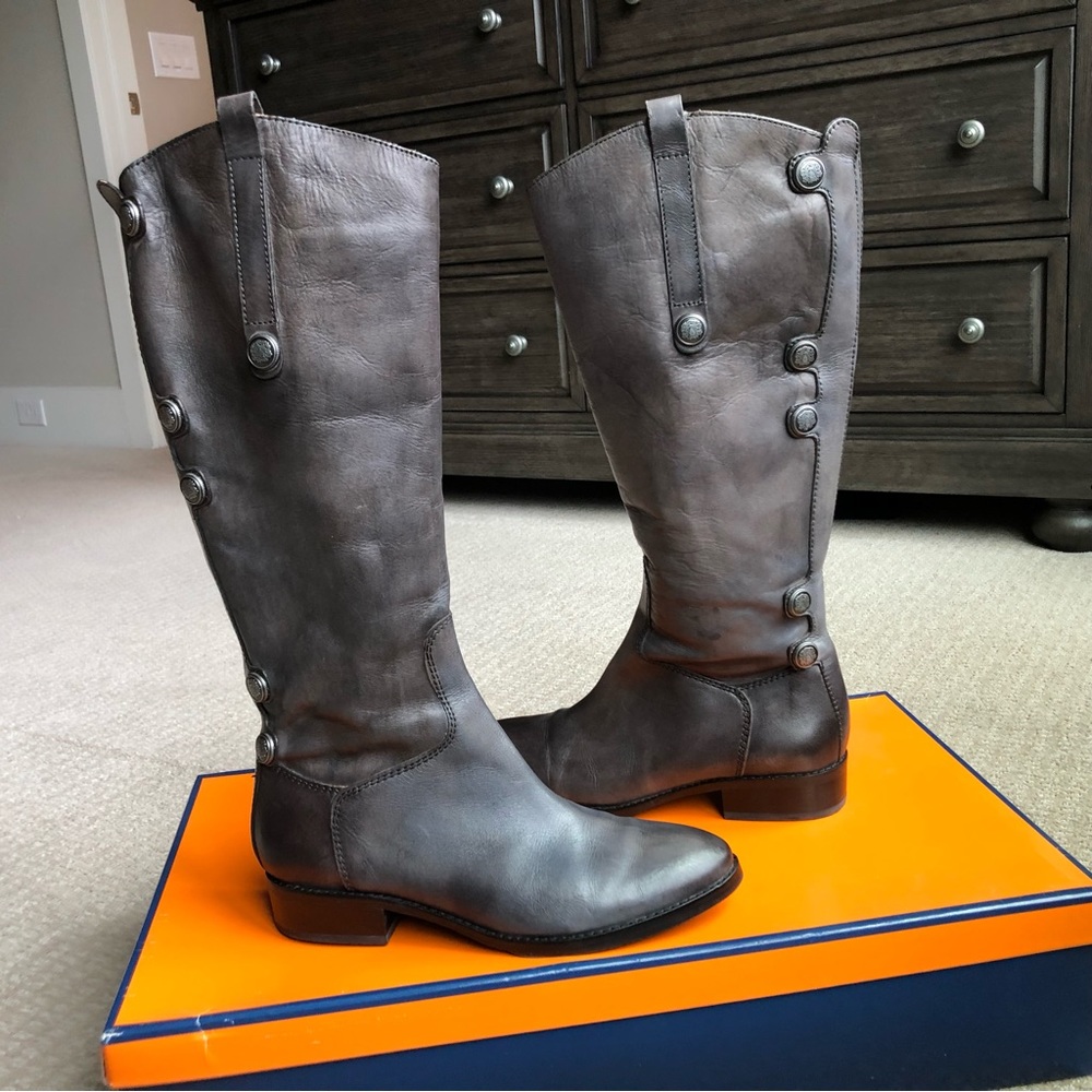 Arturo Chiang Greystone Boots